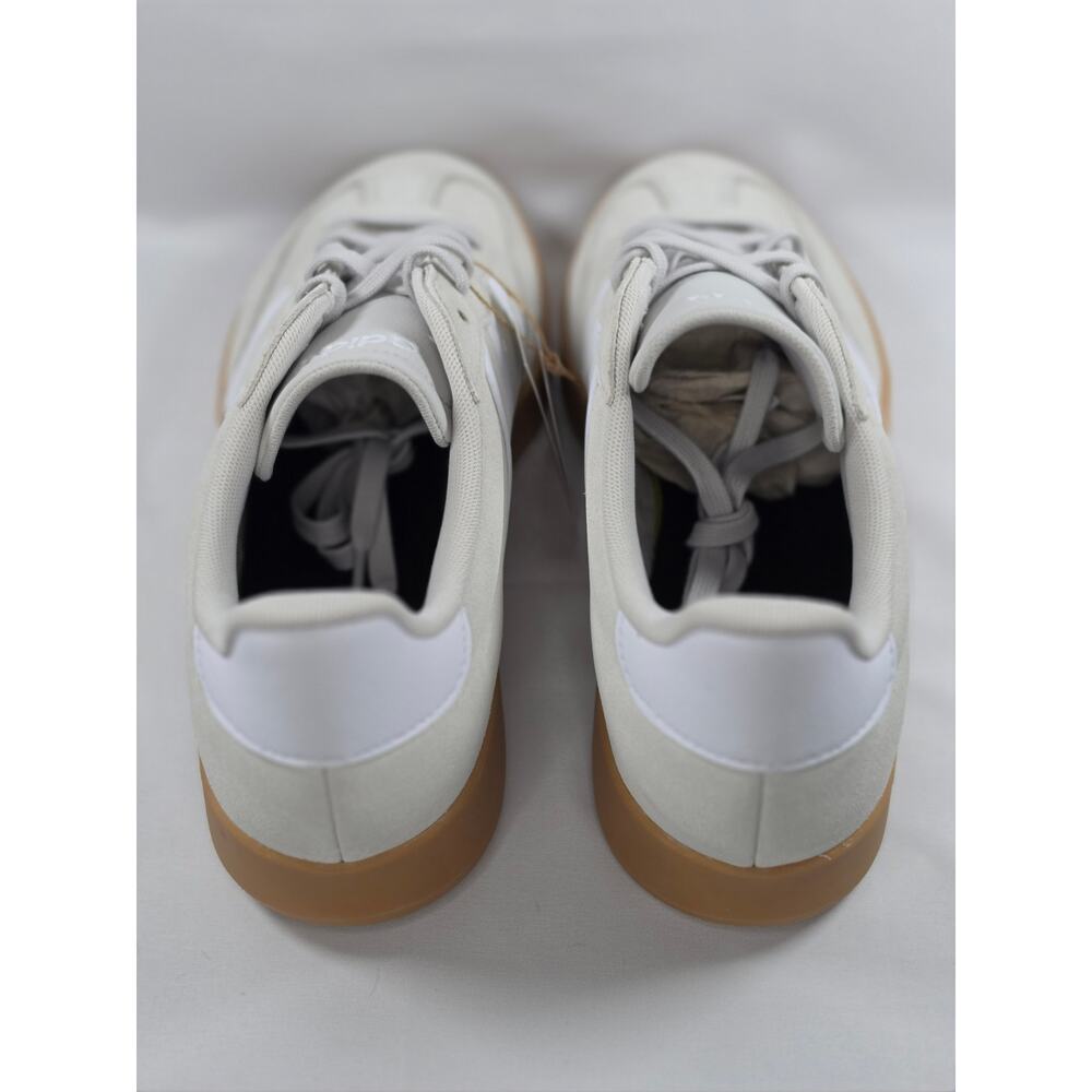 Adidas Barreda Grey White Gum Mens 12 New In Box - Picture 5 of 7